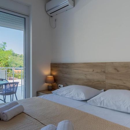 Grejm Lux Family Apartments Petrovac Exterior photo