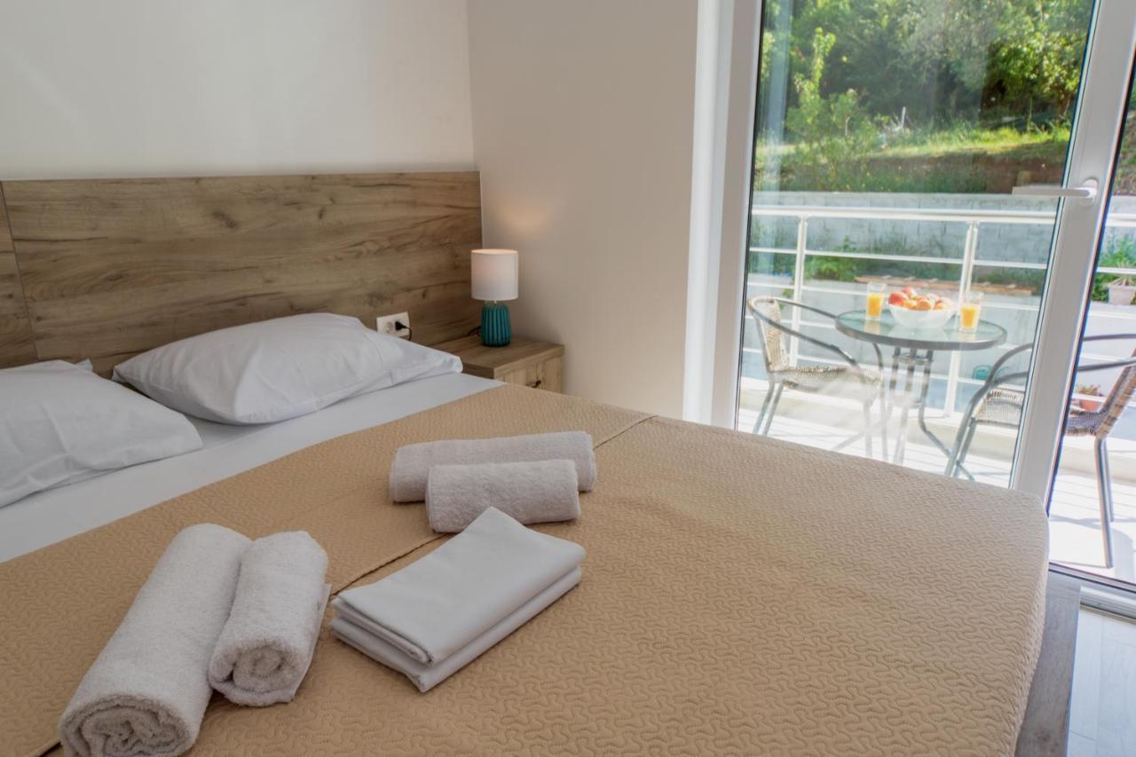Grejm Lux Family Apartments Petrovac Exterior photo